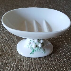 Vintage Porcelain Pedestal Soap Dish